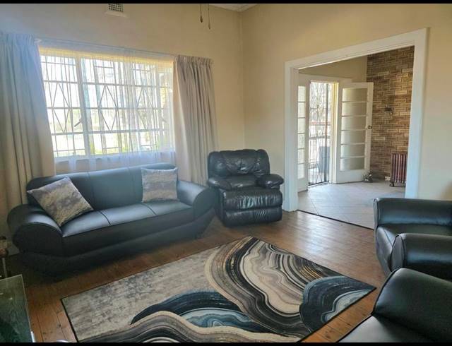 3 BEDROOM HOUSE FOR SALE IN BOKSBURG SOUTH